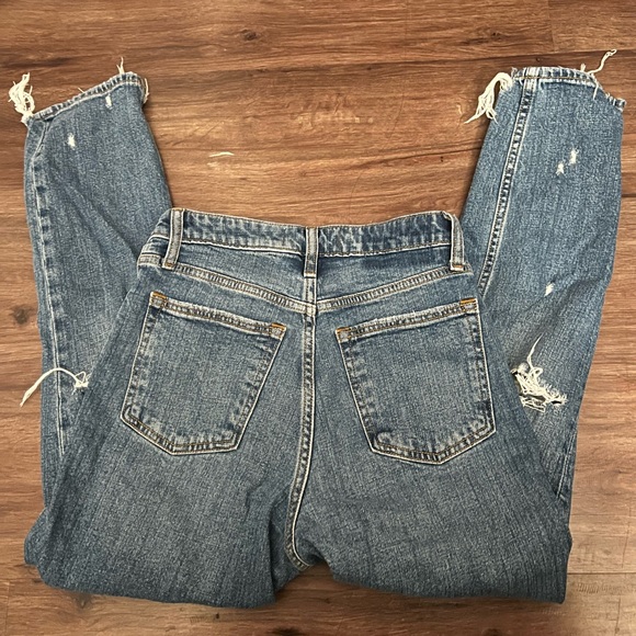 Abercrombie and finch mom jeans. Size:25r - Picture 4 of 4